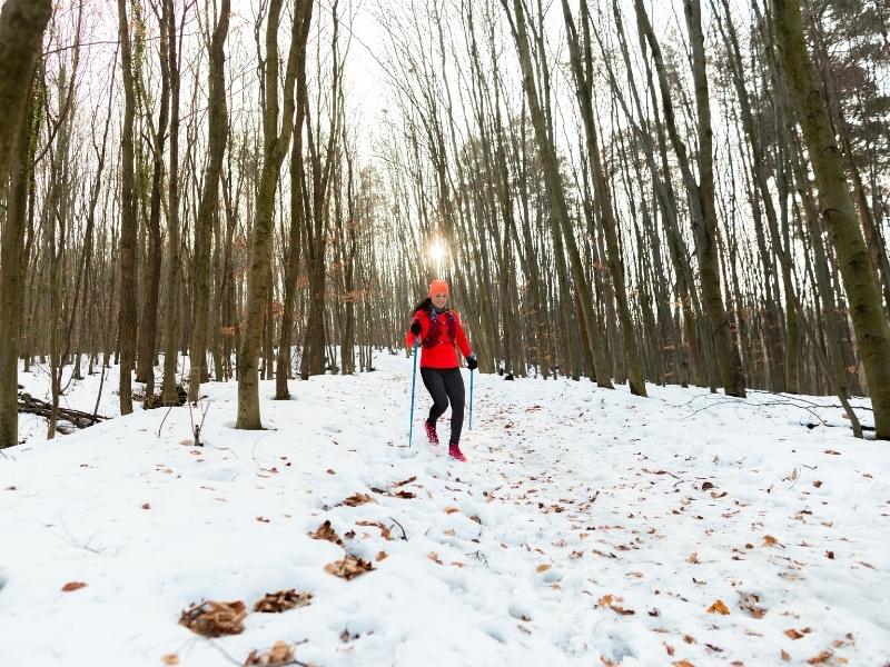 Equipement pour le trail en hiver : nos 10 conseils - RVSA